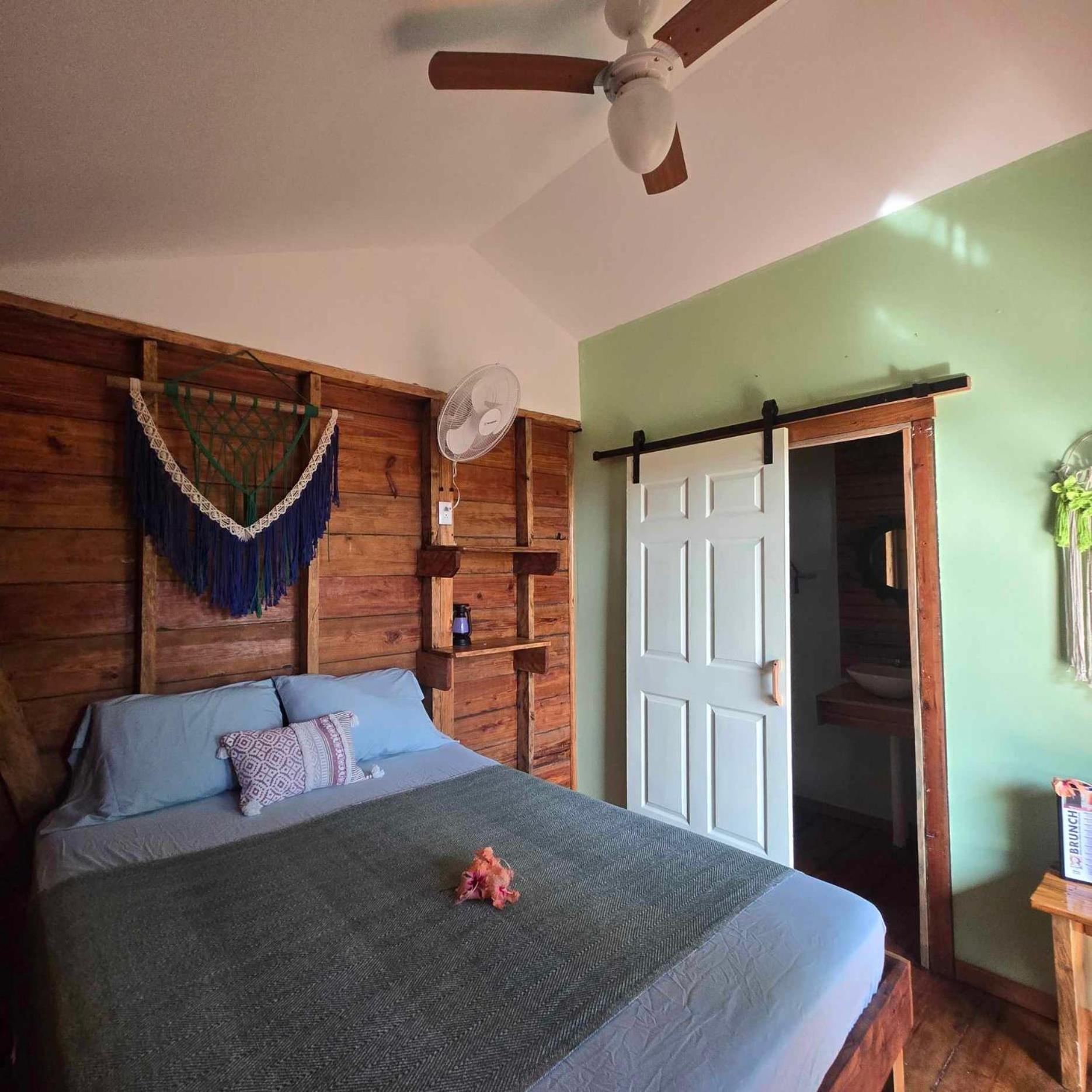 The Lighthouse Retreat, Little Corn Island, Nicaragua Hotel Exterior photo